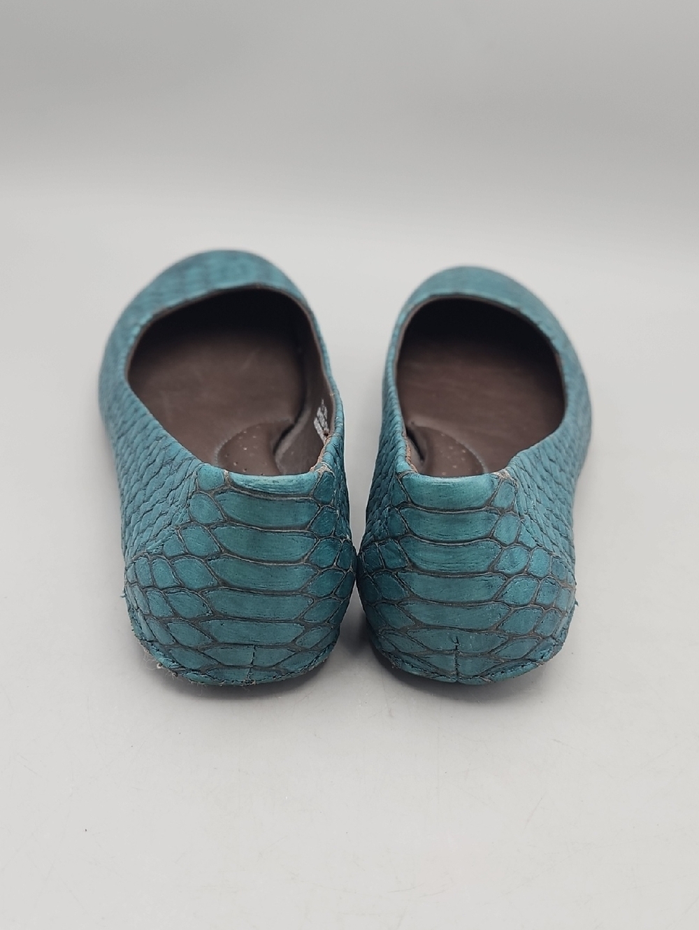 BORN Size 7.5 Teal Textured Leather Ballet Flats Shoes Slip On - Picture 10 of 12
